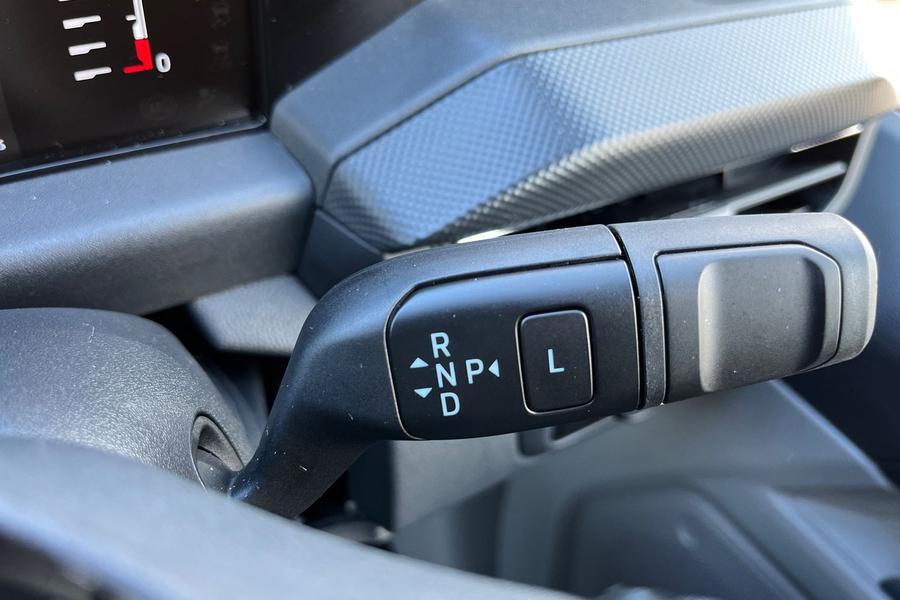 Ford TRANSIT CUSTOM Photo aeb1601b-f9bf-4b30-b11f-0acf776daa8a.jpg