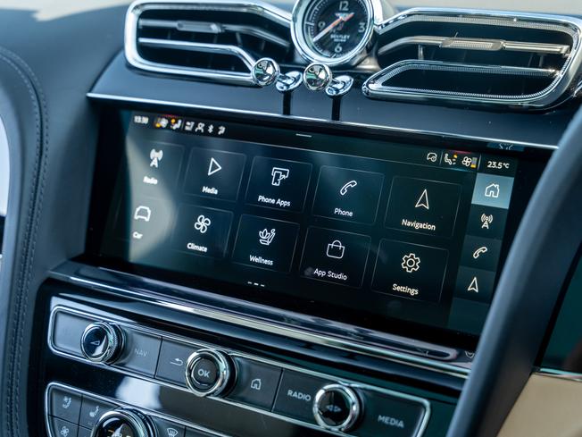 BENTLEY Bentayga  Photo 10