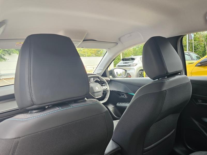 2023 73 PEUGEOT 208