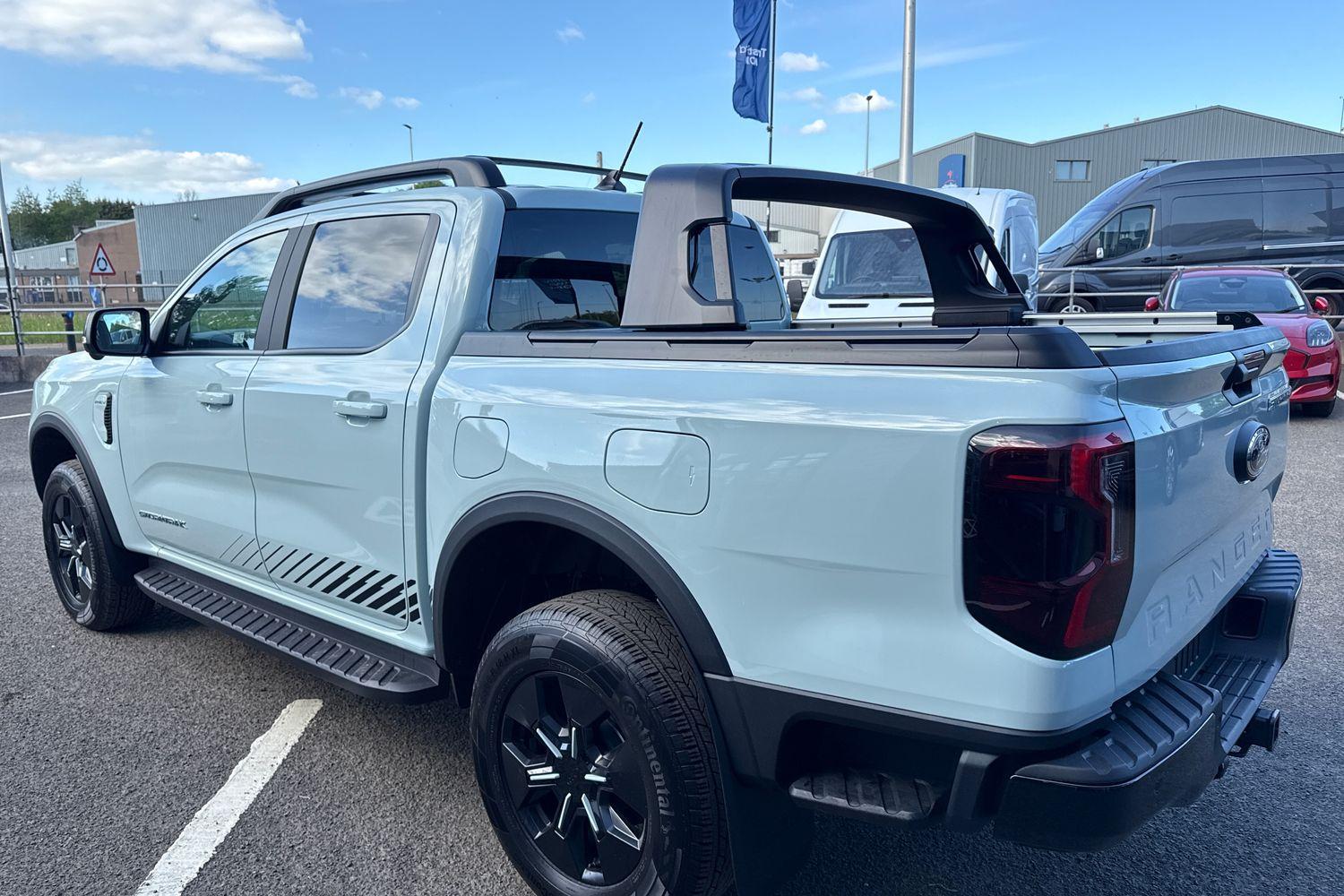 Ford RANGER Photo 39