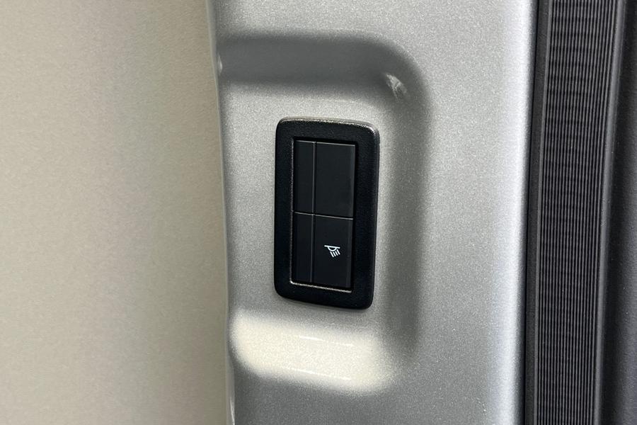 Ford TRANSIT CUSTOM Photo aed1d9fd-38a6-4a84-9b1b-e228dd4e5147.jpg
