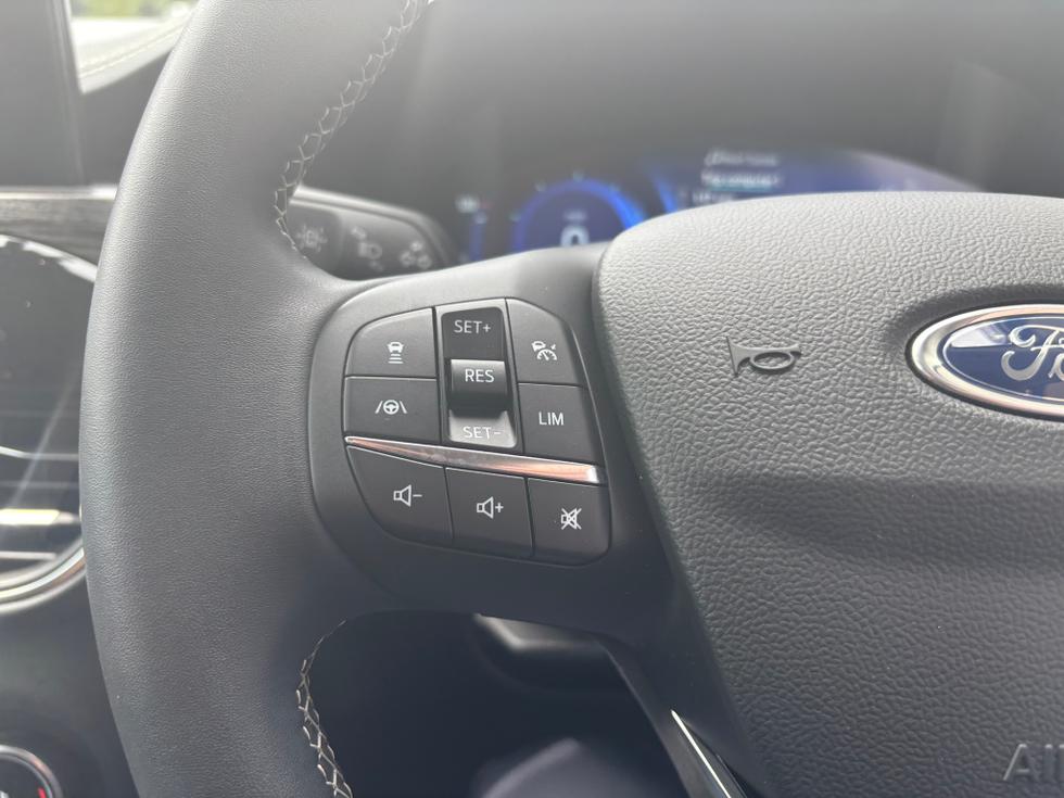 Ford Kuga Photo aed2d490-80d1-4177-be63-ce88df66f849.JPEG