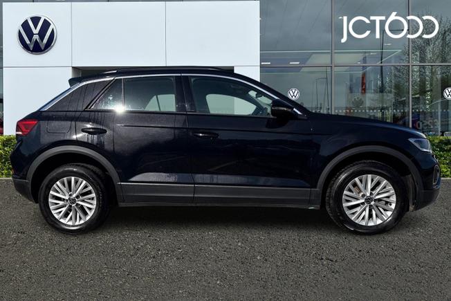 Volkswagen T-Roc Photo 4