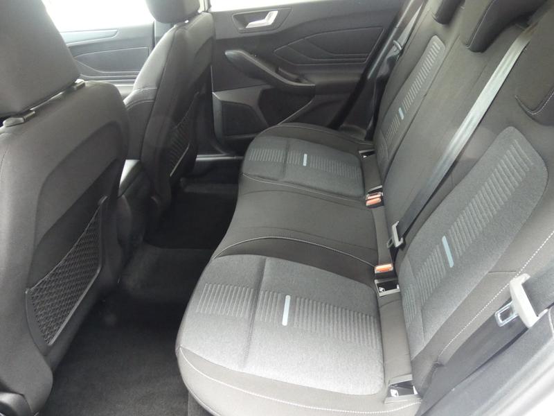 Ford Focus Photo aede73e2-c330-49d7-854e-ad26dfcd5ac6.jpg