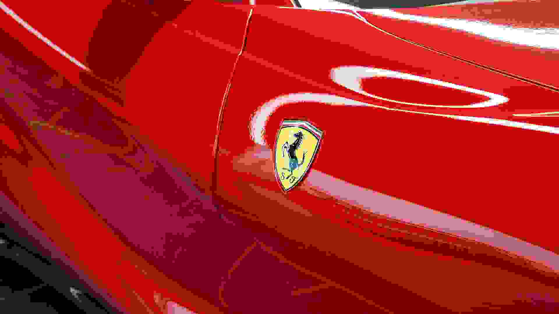 Ferrari 812 Photo aee28f65-94d4-4065-9622-a80c27863acf.jpg