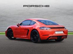 PORSCHE 718 Cayman Photo 2