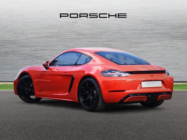 PORSCHE 718 Cayman Photo 2