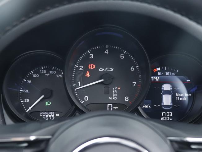 PORSCHE Macan Photo 32