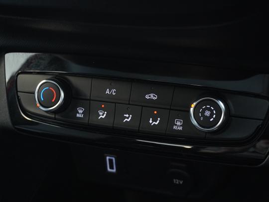 Vauxhall Corsa Photo aee92f1b-9dd5-4f74-85ac-32423eeff53c.jpg