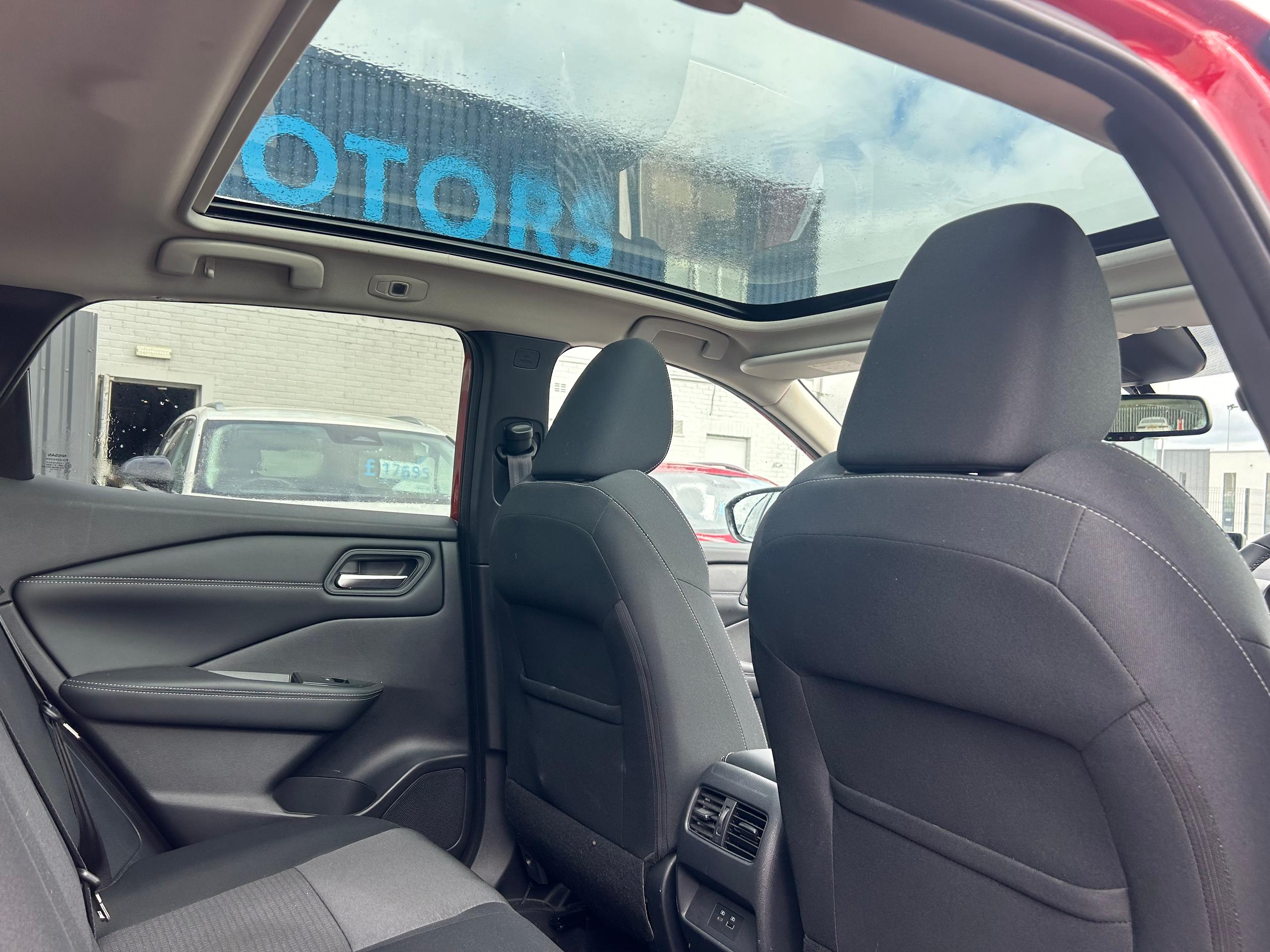 2023 Nissan QASHQAI 1.3 DiG-T MH N-Connecta 5dr - vehicle photo 8 for sale on PureCar