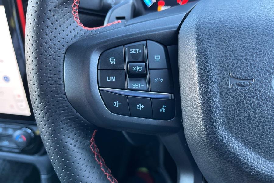 Ford RANGER Photo aeee73bb-7da7-410a-8e5f-4aea41c87ed5.jpg