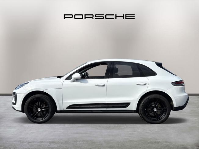 PORSCHE Macan Photo 4