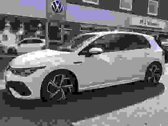 Volkswagen GOLF Photo af16a4c8-5621-4cf1-a3d3-0f502fc48066.jpg