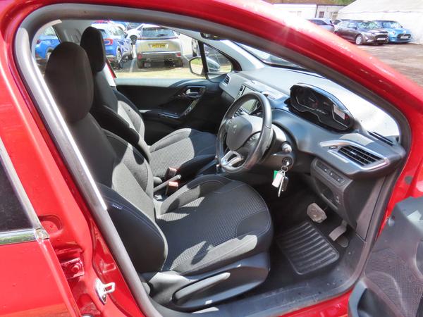 Used Peugeot 208 HV18HPN 17