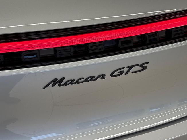 PORSCHE Macan Photo 33