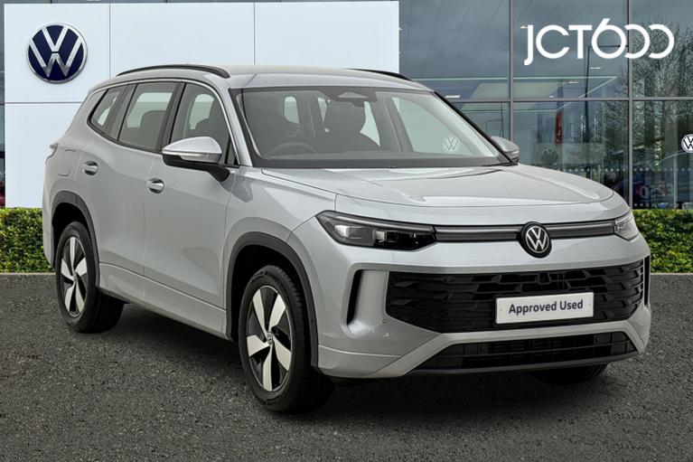 Used 2025 VOLKSWAGEN Tayron 1.5 eTSI MHEV Life SUV 5dr Petrol Hybrid DSG Euro 6 (s/s) (150 ps) Silver at JCT600