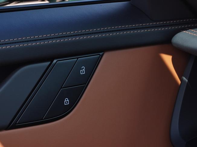 PORSCHE 911 Photo 24