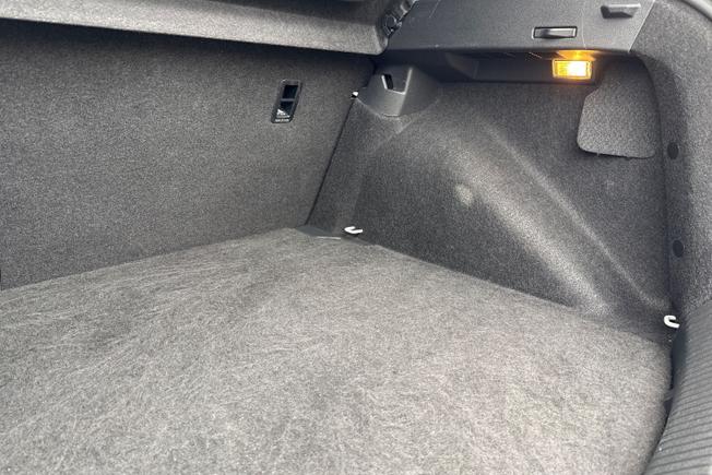 VOLKSWAGEN Taigo Photo 22