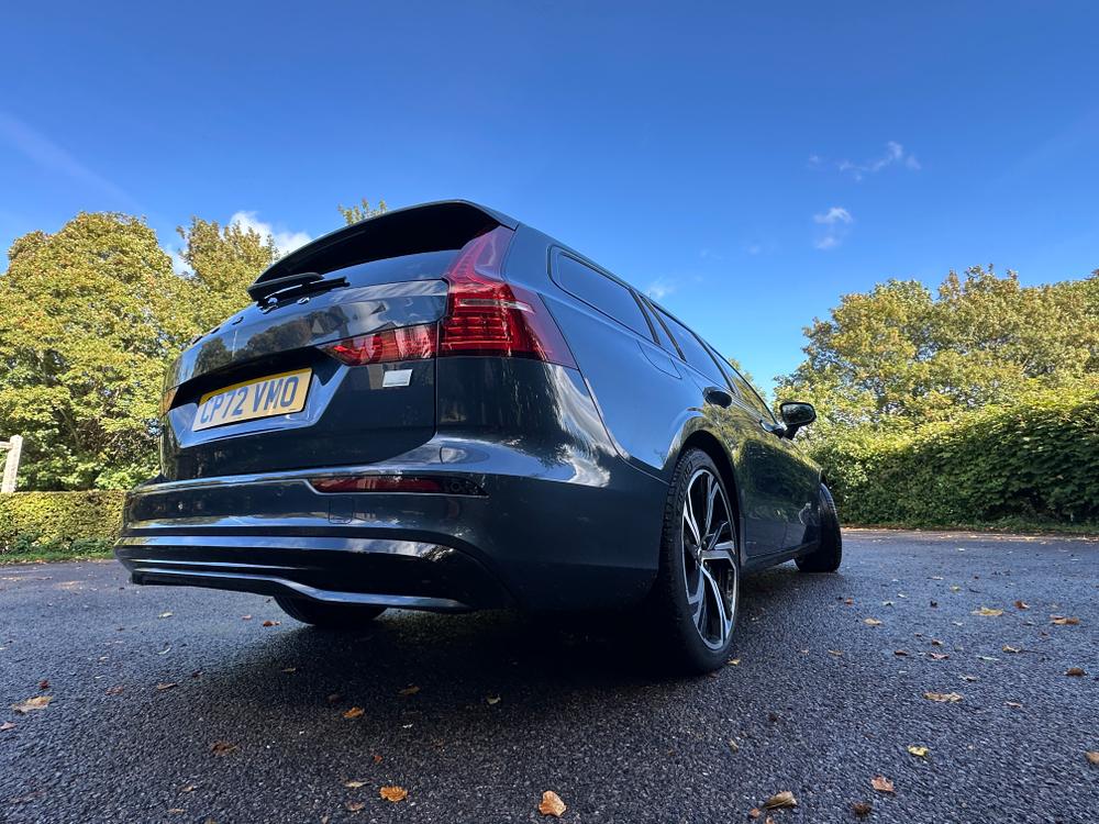 Used Volvo V60 CP72VMO 15