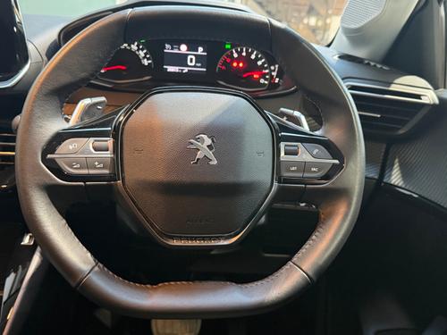 Peugeot 208 Photo af410b04-2f84-4a98-9d8e-1a218df273d8.jpeg