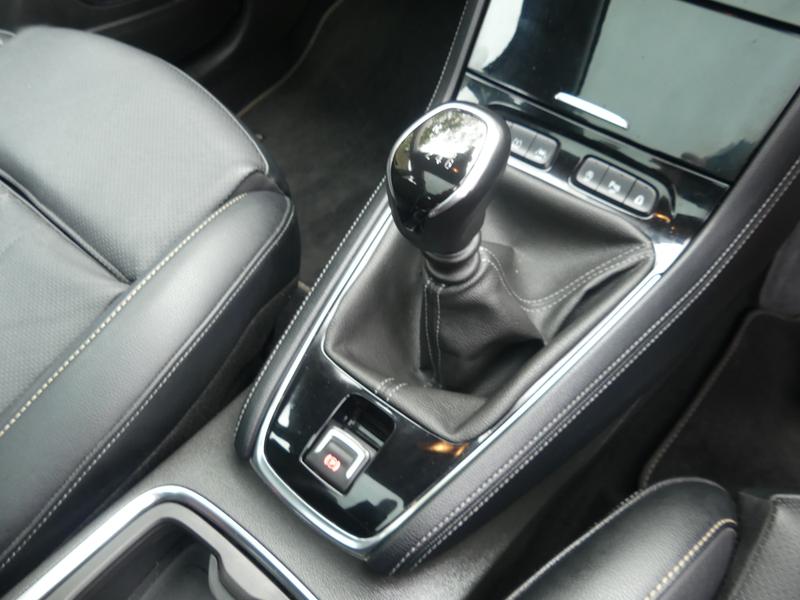 Vauxhall Grandland X Photo af4743b7-a28c-48ec-867e-e37b546d2fd2.jpg