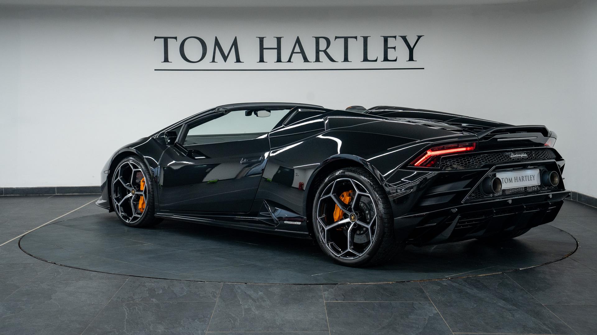 LAMBORGHINI Huracan Photo af600c65-0ef1-4812-9a66-d73128755ee8.jpg