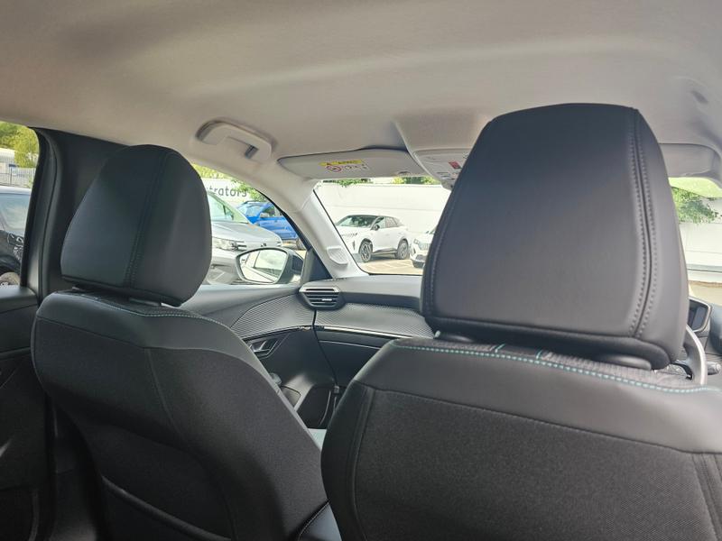 2023 73 PEUGEOT 208