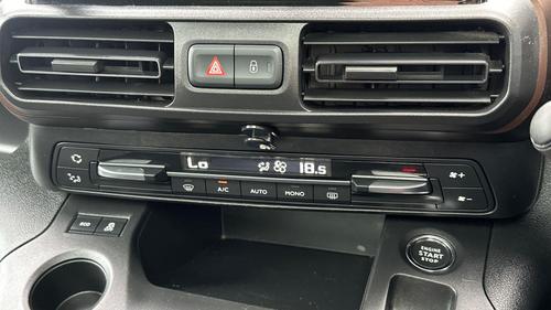 Peugeot Rifter Photo af70e1ea-bb4f-432e-bcb1-af561d068584.jpg