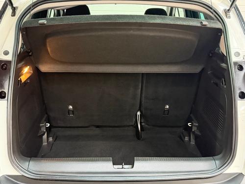 Vauxhall Crossland X Photo af84ac86-5a33-4b79-ae52-edc5b7b8bf8f.jpeg