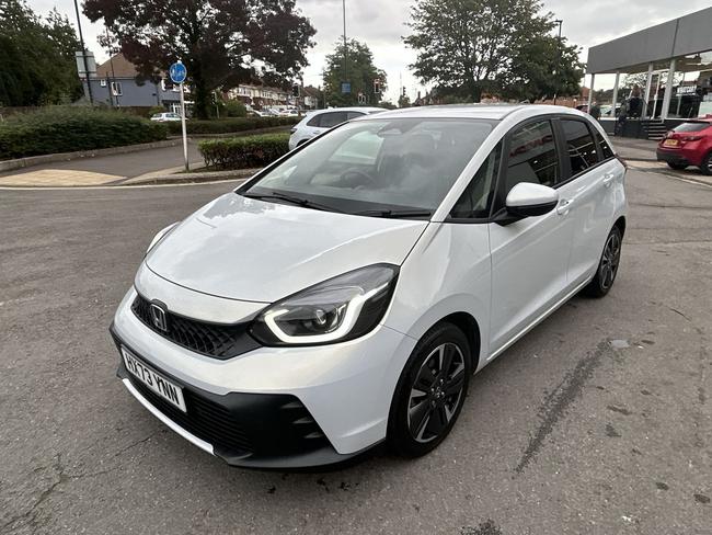 Honda Jazz Photo af8c1665-fdd2-46b0-8f34-7cd46c878623.jpg