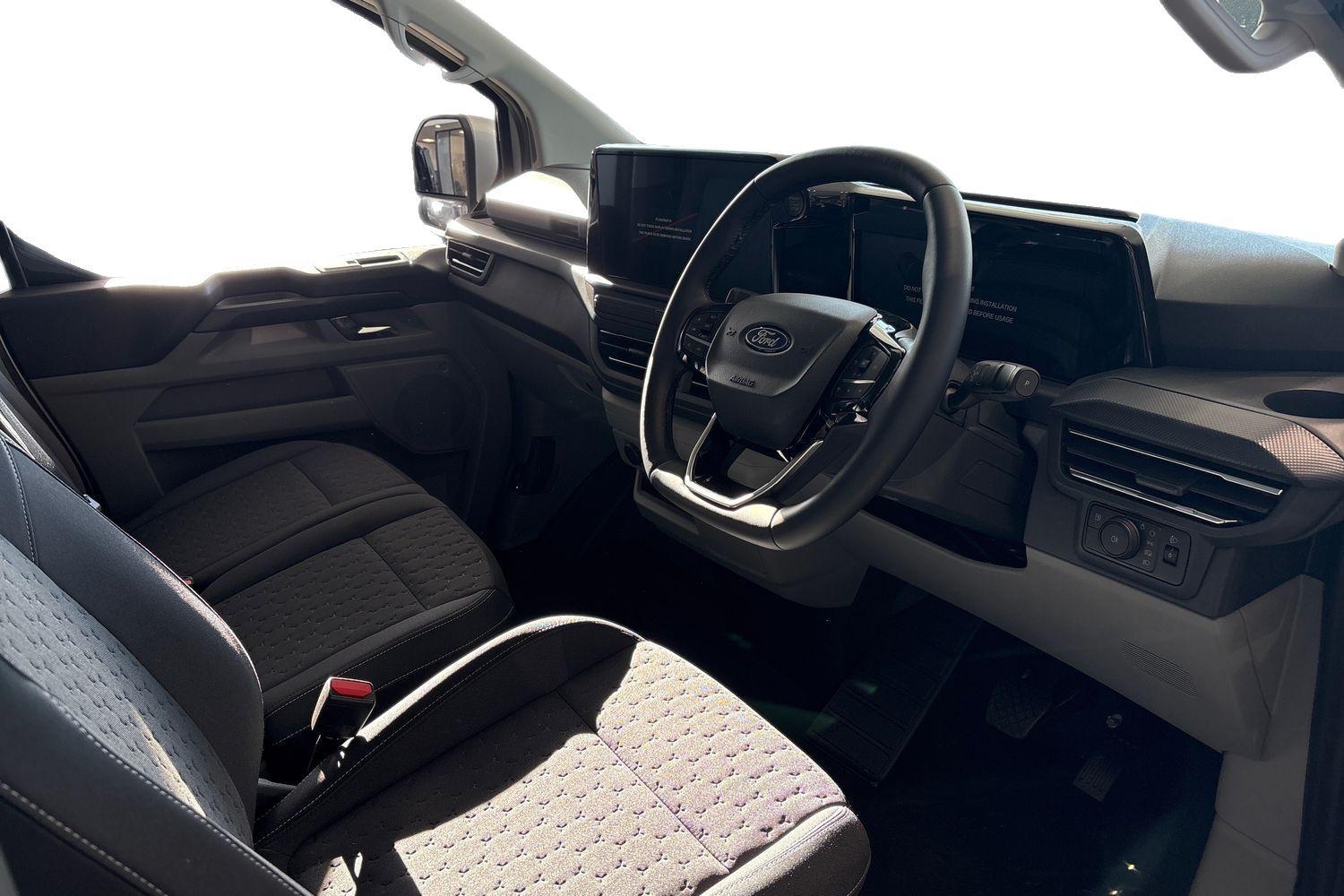 Ford TRANSIT CUSTOM Photo 13