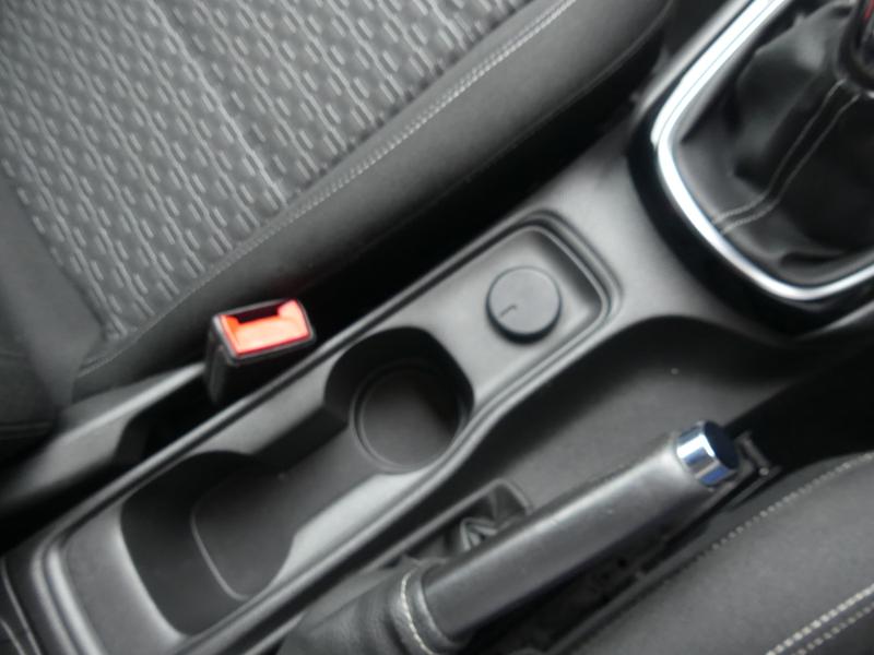 Vauxhall Astra Photo af91635b-3a5d-4e46-8107-204669eea5d7.jpg