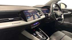 Audi Q4 E-Tron Photo 2