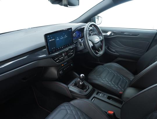 Ford Focus Photo afb7755e-cbca-4845-b896-8f9d8f235c1d.jpg