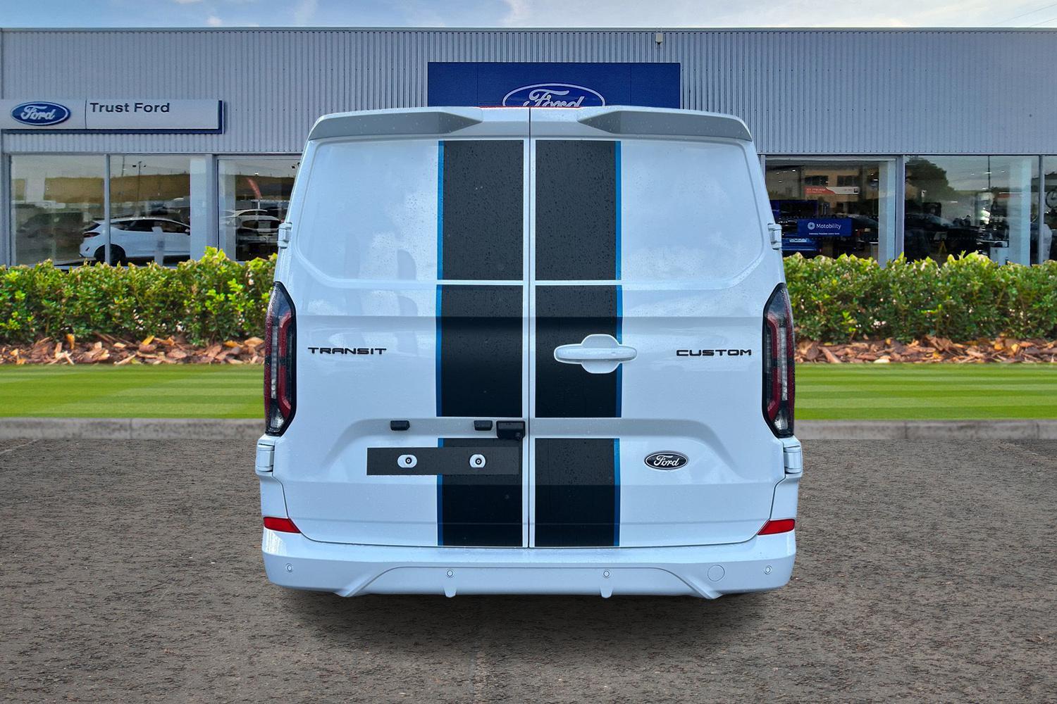 Ford TRANSIT CUSTOM Photo 13