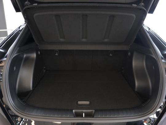 Hyundai KONA Photo afd43455-0e40-4557-be96-eec10773b0ac.jpg