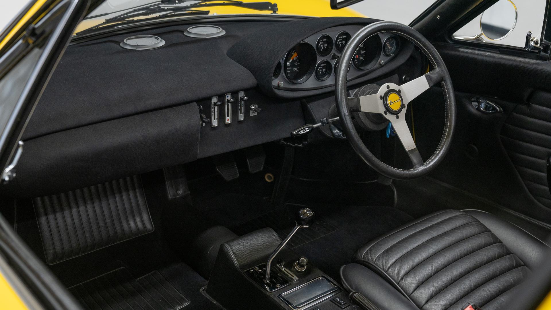 Ferrari Dino Photo afe15cbe-5d6e-4de7-917b-dc73be2bc463.jpg