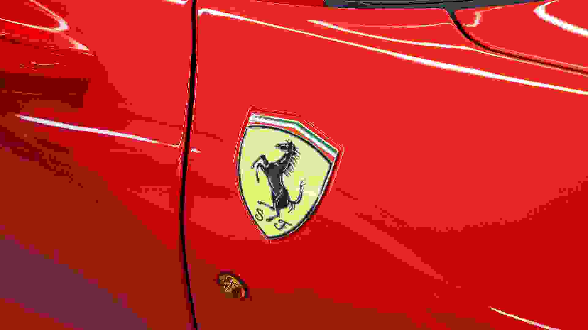 Ferrari 458 Photo afe91fd4-8ae1-4c4b-b89a-82b01aa2bc68.jpg