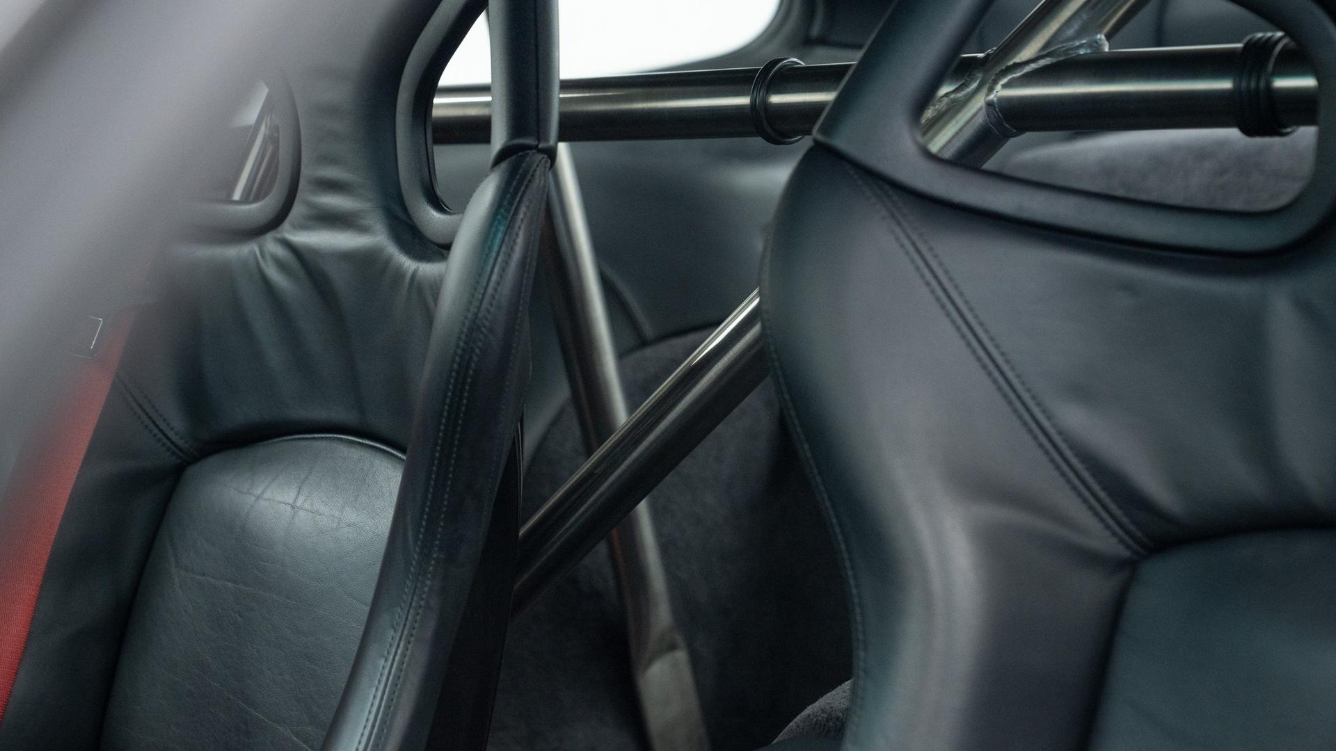 Porsche 911 Photo aff32bc7-9838-442b-9e0d-79a25894fb52.jpg