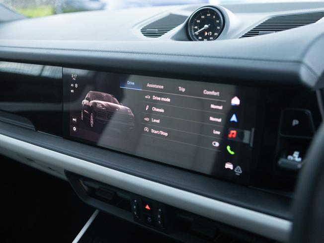 PORSCHE Cayenne Photo 17