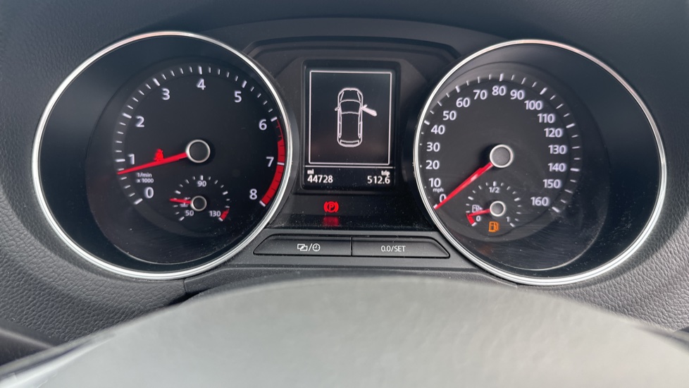 Volkswagen POLO Photo aos-691eb55a29a39289d188345f4c1f39dfc9e28b1e.jpg