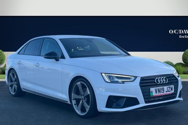 None A4 2.0 TFSI 35 BLACK EDITION SALOON 4DR PETROL MANUAL EURO 6 S... photo