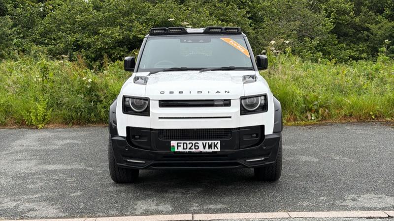 2026 26 LAND ROVER DEFENDER