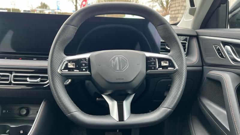 2024 74 MG MG HS