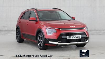 Used 2025 Kia Niro 1.6 GDi HEV 4 Runway Red at Kia Motors UK