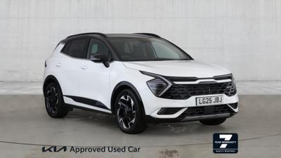 Used 2025 Kia Sportage 1.6 T-GDi 48V GT-LINE S Fusion White with Black Roof at Kia Motors UK