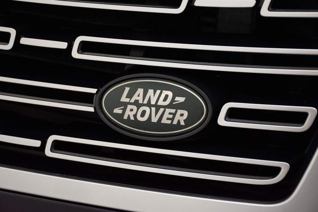 Land Rover RANGE ROVER Photo at-00024af76fb54a3fa52ab966a4647d5a.jpg