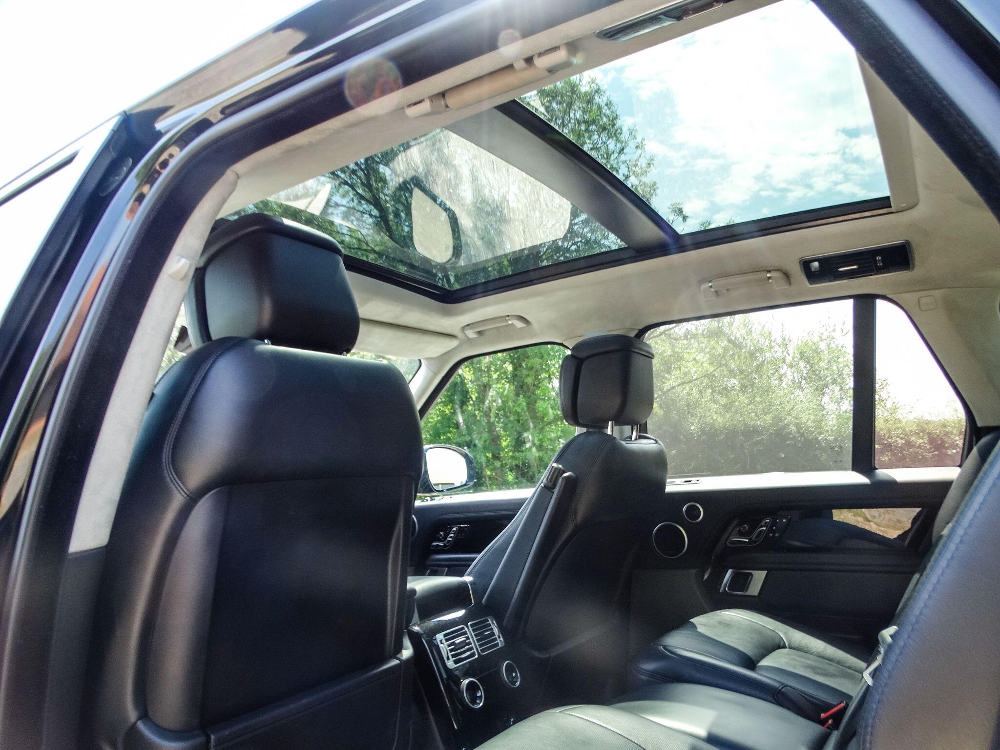 Land Rover Range Rover 4.4 SD V8 Autobiography Auto 4WD Euro 6 (s/s) 5dr — photo 14