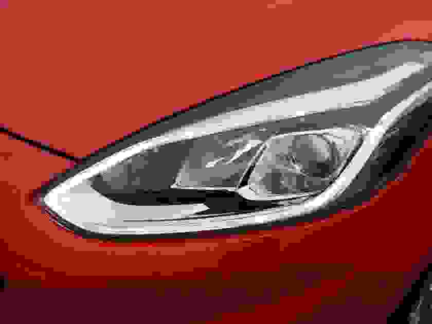 Ford Fiesta Photo at-002b5c2074974626b9595e1731877ebb.jpg