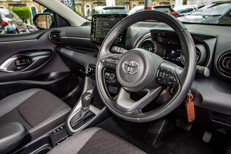 Used Toyota Yaris WP23HRO 11